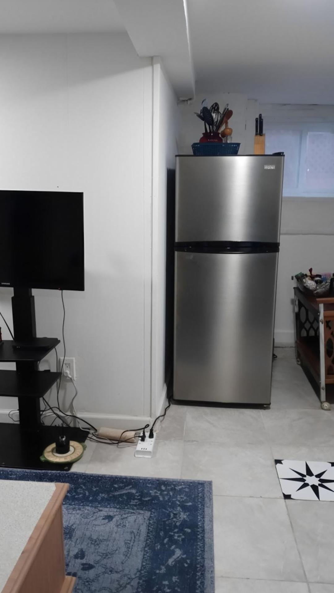 Апартаменты "Cozy Basement Retreat Just 40 Minutes To Nyc!" Ирвингтон Экстерьер фото